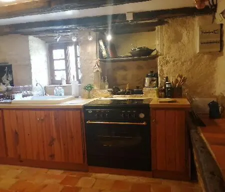 Traditional Stone Condac