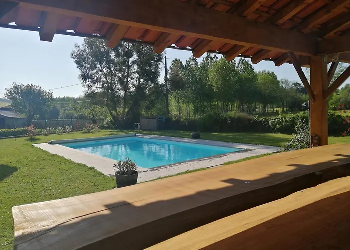 Two Bedroom Stone * Condac